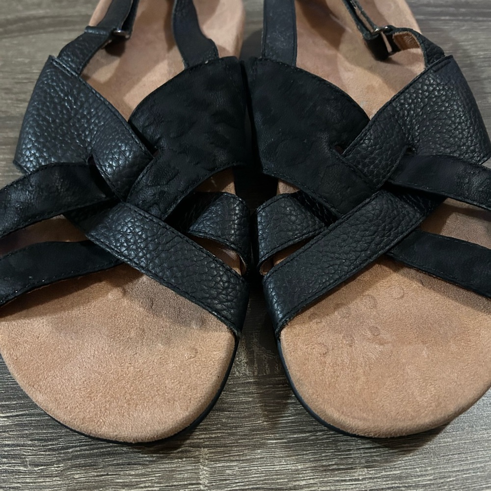 Vionic Eira Backstrap Sandal Black Leather Comfor… - image 5